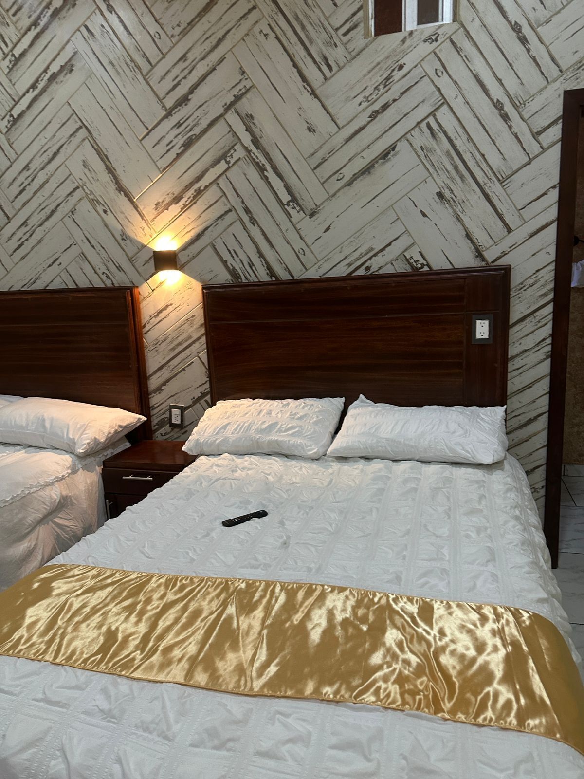 Double Room | Desk, laptop workspace, free WiFi