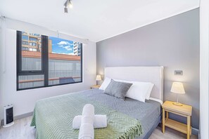 2 bedrooms, iron/ironing board, WiFi - Urban Essence - 2D Santiago (Santiago)