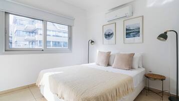 Een strijkplank/strijkijzer, gratis wifi