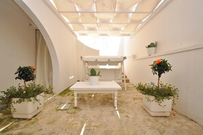 Interior - Semi Dor by BarbarHouse (Torre Suda)