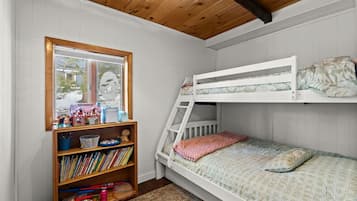 2 quartos, ferros/tábuas de passar roupa, berço de viagem, Wi-Fi