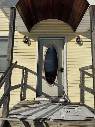 Quiet 2 Bedroom Apt in Bristol-15 minutes from Middlebury