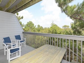 Property grounds - Walk to Beach! | 4BR Condo w/ Decks, Views &  BBQ (North Bethany Beach)