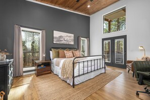 Unclassified image, 4 of 37, button - Luxury Couples Cabin  Hot Tub, Sauna and Swing Bed with Amazing Views (Broken Bow)