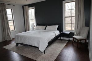 6 chambres, fer et planche à repasser, accès Internet, draps fournis