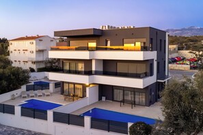 Photo non classée, 2 sur 22, bouton