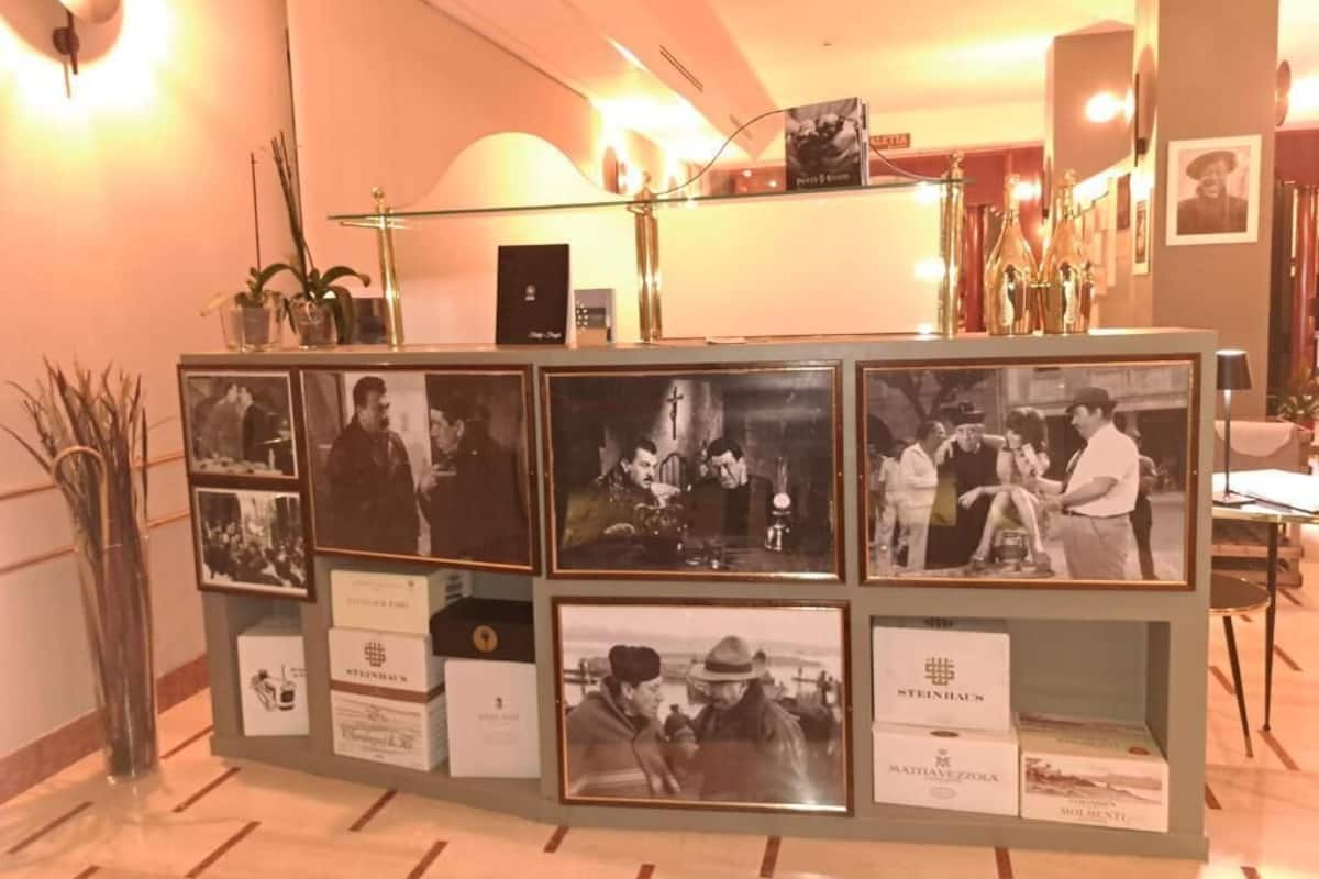 Deluxe Double Room, Mobility Accessible, Private Bathroom | Lobby