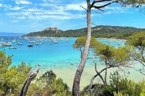 Beach - By the sea... Bormes les mimosas 2km from the beaches (Bormes-les-Mimosas)