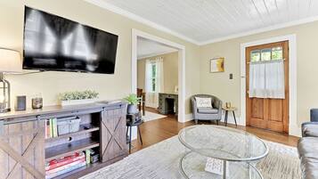 Smart TV, books