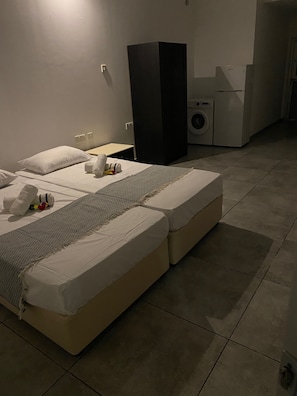 Unclassified image, 2 of 23, button - Flat Close to Fig Tree Bay Beach Protaras (Paralimni)