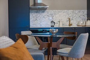 House - Gorgeous Apartment by the Park PS6 (London)