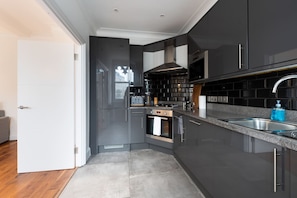 House | 2 bilik tidur 