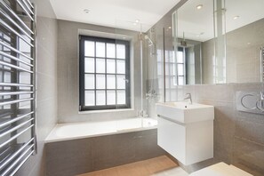 Apartment | 1 bedroom - Cool Kings Cross Apartment OM5 (London)