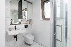 House | 1 bedroom - Modern 1-bedroom Flat Cre8 (London)