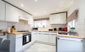 Rumah | 3 kamar tidur