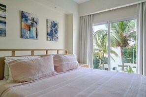 1 bedroom, Internet, bed sheets - New! Colorful 1BR Apartment in Cap Cana with Balcony (Punta Cana)