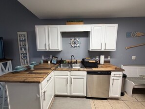 Fridge, microwave, oven, stovetop - Coastal Retreat | Walk to Beach | Designer Yard (Panama City)