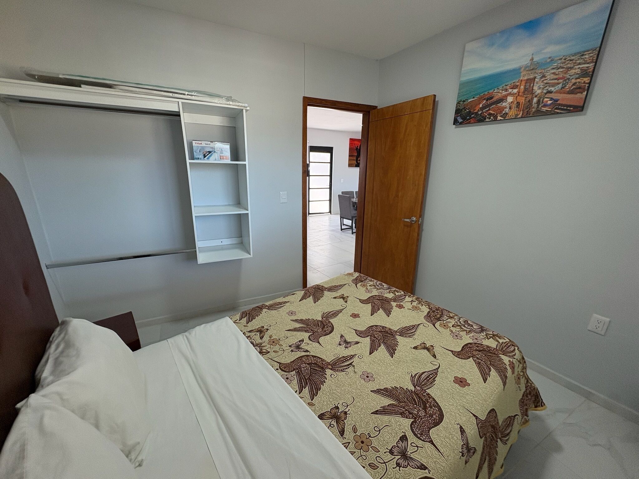 Tabla de planchar con plancha y wifi gratis