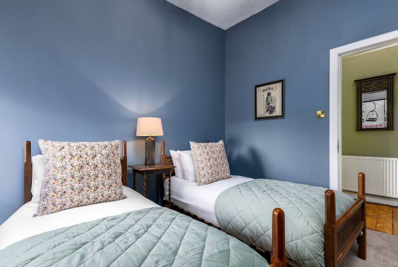 3 chambres, fer et planche à repasser, lit parapluie, Wi-Fi