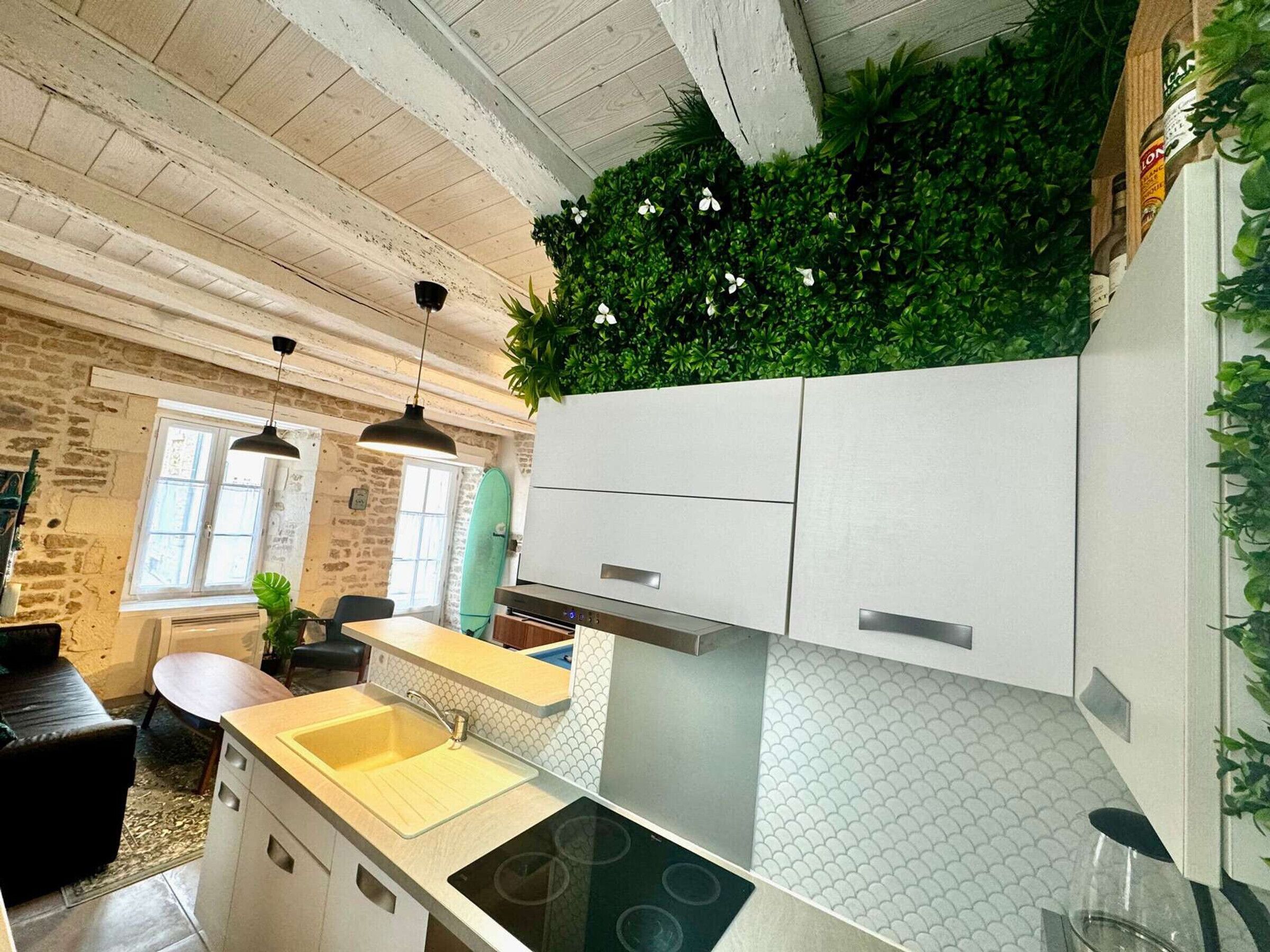 Refrigerador, microondas, horno y lavavajillas 