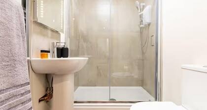 Den 5 - Modern Studio Close to Lcfc Stadium