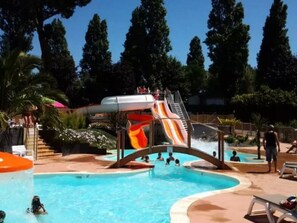 Pool - Mobile home with terrace - 6 guests (Binic)