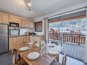 Dining - Modern apartment mountain view - 6 guests (Morzine)
