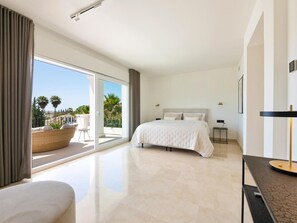 6 habitaciones, internet y ropa de cama 