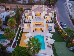 Exterior - Luxury villa, mountain view - 6 bedrooms (Marbella)