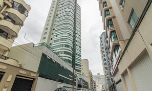 Exterior - Apt w/ BBQ 350m From the Beach Apv0202 (Itapema)