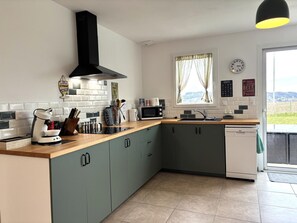 Frigorífic, microones, forn i rentaplats 