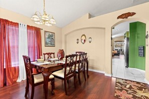 Ferienhaus, Haustiere gestattet, Eckzimmer | Speisen