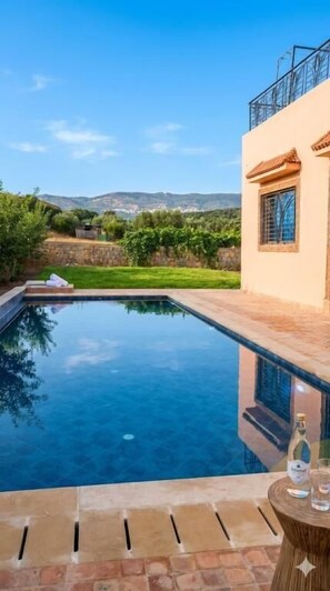 Outdoor pool - Nature on the outskirts of Meknes (swimming pool, pétanque) (Meknès)
