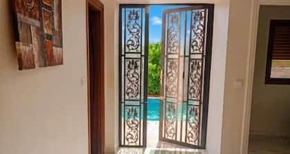 Nature on the outskirts of Meknes (swimming pool, pétanque)