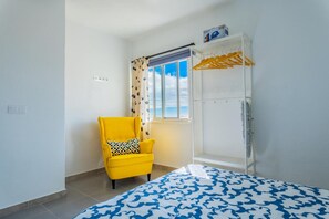 1 chambre, fer et planche à repasser, Wi-Fi, draps fournis
