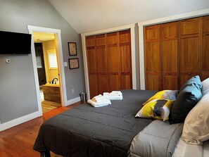 3 slaapkamers, een bureau, wifi, beddengoed