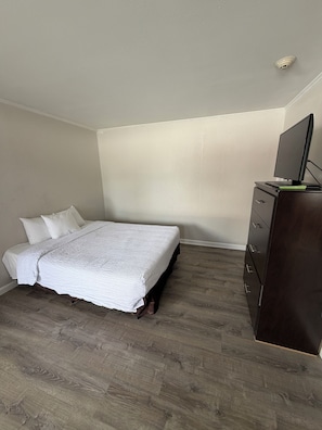 Luokittelematon kuva, 3 kautta 8, painike