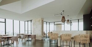 Dining - Cartagena View perfect for couples + beach & walk (Cartagena)