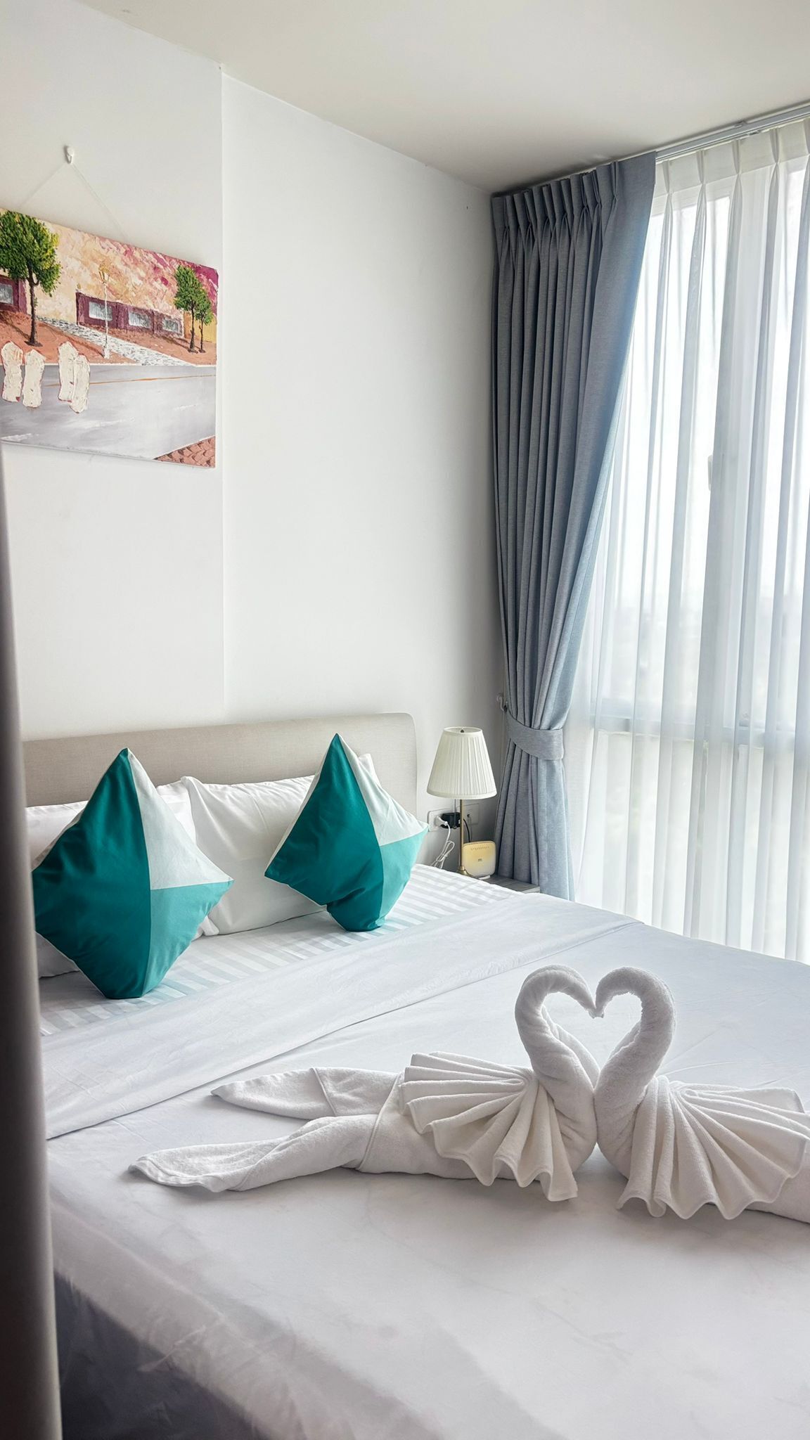 Studio Suite, City View | Desk, free WiFi