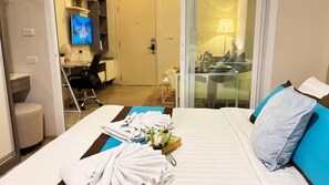 Studio Suite, City View | Desk, free WiFi - The Base Downtown Phuket By Ploy (Wichit)