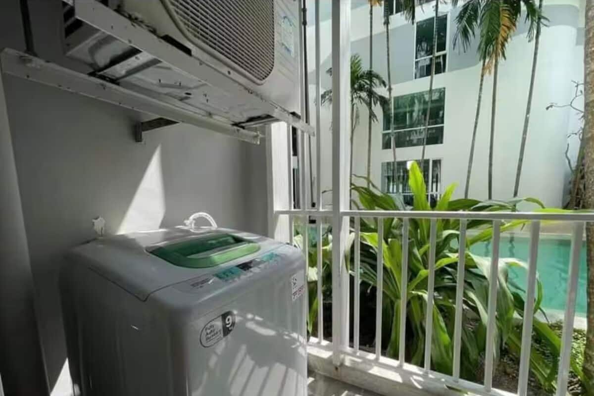 Studio Suite, Pool View