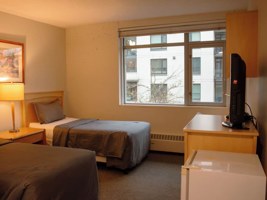 Desk, laptop workspace, iron/ironing board, free WiFi