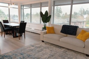 Penthouse Deluxe | Coin séjour
