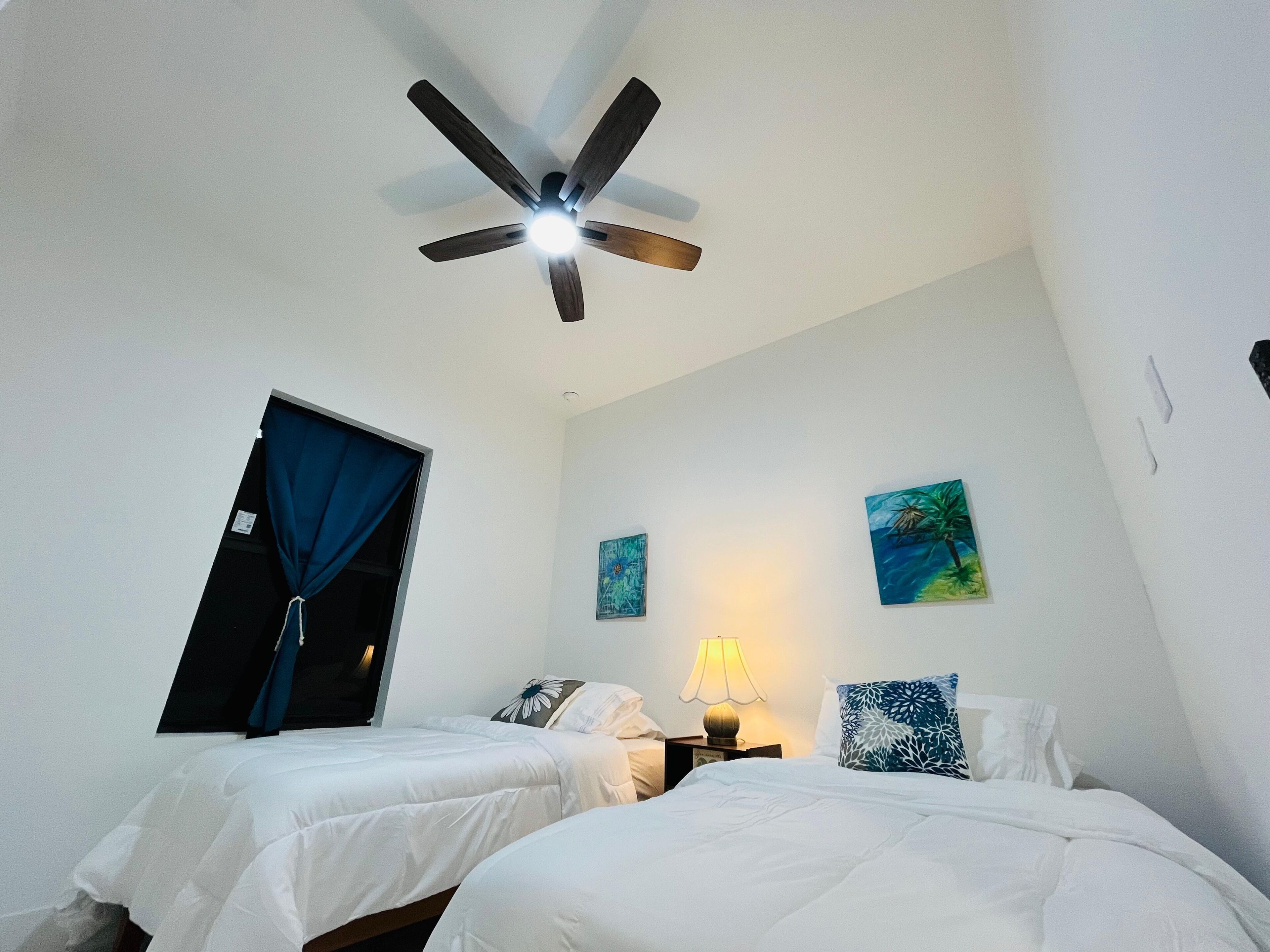 3 quartos, escrivaninha, ferros/tábuas de passar roupa, Wi-Fi