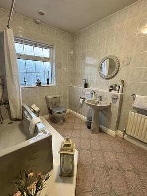 Shared Dormitory, 1 Bedroom, Smoking, Patio | Bathroom