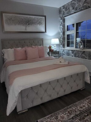 Shared Dormitory, 1 Bedroom, Smoking, Patio | 1 bedroom