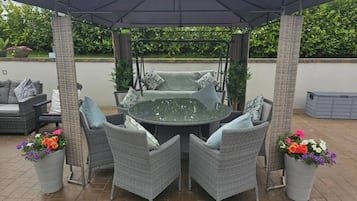 Shared Dormitory, 1 Bedroom, Smoking, Patio | Outdoor dining