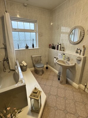 Shared Dormitory, 1 Bedroom, Smoking, Patio | Bathroom
