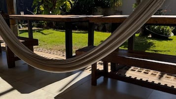 Suite Deluxe, vistas al jardín | Restaurante al aire libre
