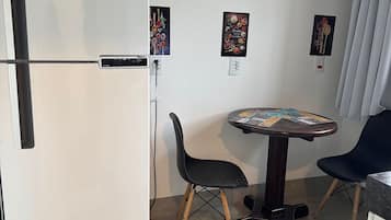 Standard Suite | Dining